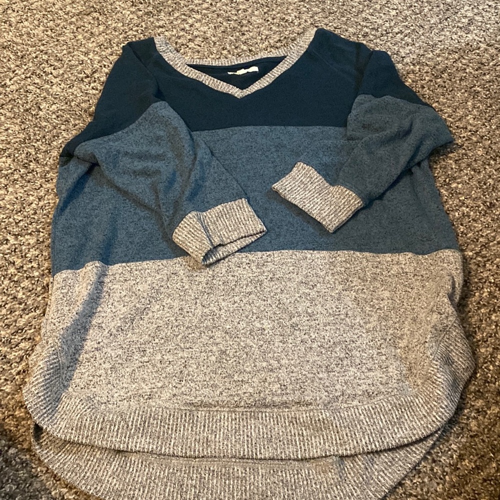 Blue and gray sweater from Maurices. Size medium.